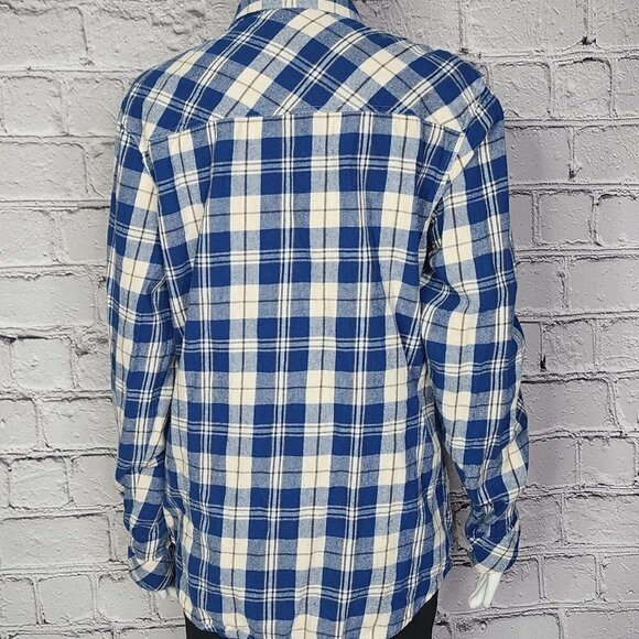 Netflix Stranger Things Plaid Boyfriend Shirt, Women's Medium - Picture 5 of 14